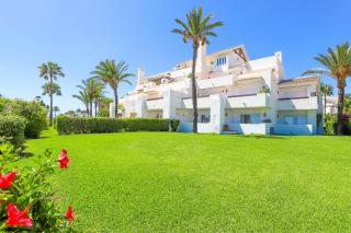 Frontline beach ground floor apartment - Los Monteros Palm Beach - 9