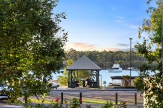 1 215 Gympie Terrace Noosaville - Noosaville - 4