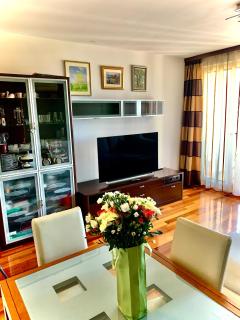 Capital Rooms - Split - 1