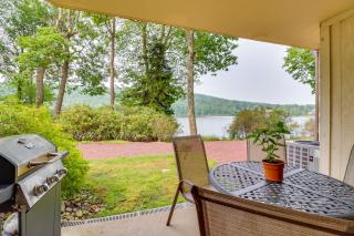 Steps to Shore Scenic Big Boulder Lake Condo! - Lake Harmony - 8