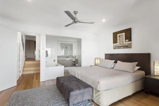 Shorelines 27 by Luxury Holidays Ocean View Buggy Transfers BBQ - Hamilton Island - 4
