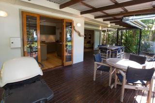 The Beach Cottage - Absolute Beachfront - South Mission Beach - 4