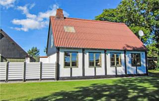 Beautiful Home In Aakirkeby With Wifi - 1