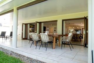 Alani - Absolute Beachfront - Sleeps up to 10 - Mission Beach - 2