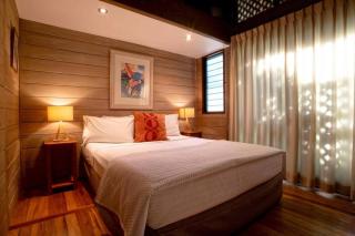 Banfield No 2 - Absolute Beachfront Bungalow - South Mission Beach - 2