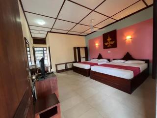 The Triangle Hotel - Anuradhapura - 8