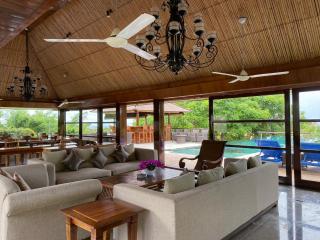 Royal Aventus Villa Uluwatu - Uluwatu - 0