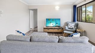 Beachside Unit In The Center Of Town - Woorim - 3