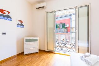 Chiaia Relax on pedastrian Area - 6