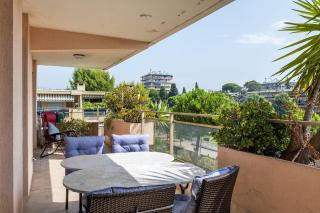 Flat with swimming pool close to the sea - Cagnes-sur-Mer - 0
