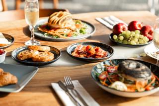 Blue Harbour Boutique - 1