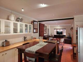 Khalila's Equestrian Cottage - 1