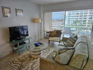 Ilikai Hotel Condo with Kitchen and Ocean View - 4