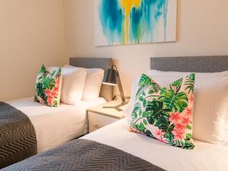 Perfectly located 2 bed townhouse in Shrewsbury - Pass the Keys - 1