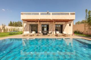 Villa Leila,piscine , grand jardin, jeux , cuisinière - Marrakech - 9