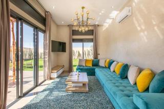 Villa Leila,piscine , grand jardin, jeux , cuisinière - 4