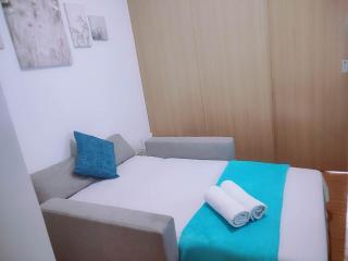 1 Bedroom with Balcony Pool View and WiFi in Grace Residences - Manila - 2