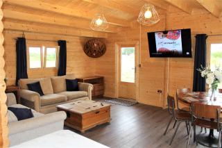 Inviting 3-Bedroom Lodge in Ashton Under Hill - Evesham - 5