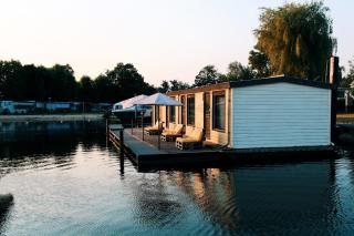 Floatel - de Schans Alphen - Benedeneind - 0