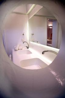 Flaskos Luxury Suites - 5