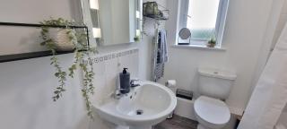The Pennington Apt with Wifi and FREE Parking Next to Sports Village - 2