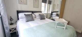The Pennington Apt with Wifi and FREE Parking Next to Sports Village - Leigh - 5