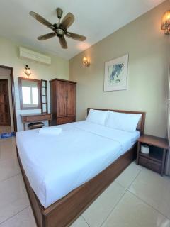 Aloka Seaview Apartment - Batu Ferringhi - 1