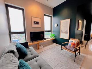 Studio Staycation D'Sara @ Linked MRT, Near Thomson Hospital & Sungai Buloh Hospital - 3