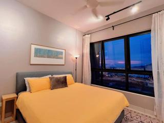 Studio Staycation D'Sara @ Linked MRT, Near Thomson Hospital & Sungai Buloh Hospital - 9