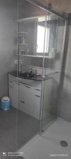 Chambre avec coin cuisine/repas - 3