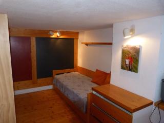 Duplex pour 5 personnes proche des pistes et commerces, balcon, TV, non-fumeur - FR-1-411-197 - Arc 1800 - 2
