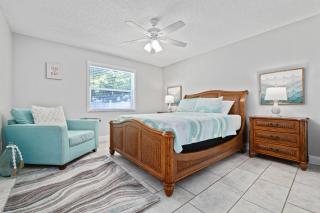 Beachy 2-1 Condo - 8