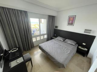 Beachfront Apartment 105 - 2