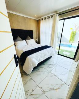 The Pool_deck apartment - Lebowakgomo - 5