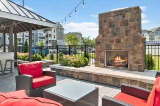 Serenity 1 King Bed/Pool - Brandermill - 6