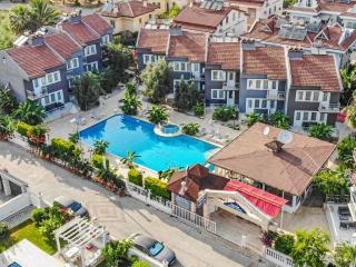 ÖZCEM APART HOTEL FETHİYE - Fethiye - 0