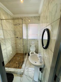 The Pool_deck apartment - Lebowakgomo - 4