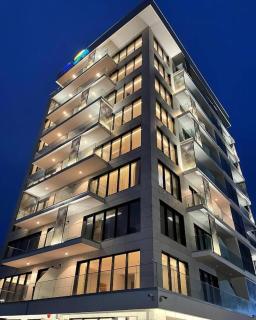 Marine Apartment 2 - Mamaia - 1