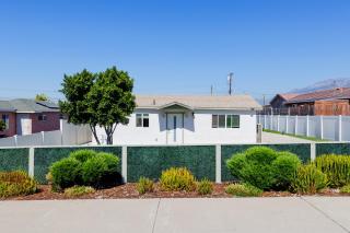 Cozy and Quiet Front House - Fontana - 9