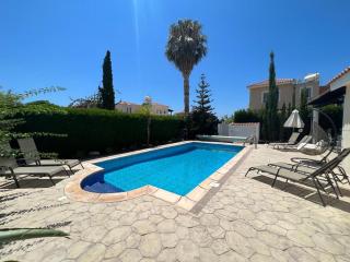 Villa Tamara with Private Pool - Peyia - 4