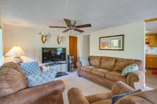 2-Level Home with Deck half Mi to Lake McConaughy! - 8