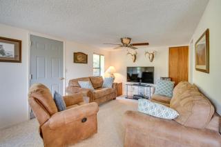 2-Level Home with Deck half Mi to Lake McConaughy! - Lemoyne - 7