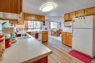 2-Level Home with Deck half Mi to Lake McConaughy! - Lemoyne - 5