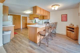 2-Level Home with Deck half Mi to Lake McConaughy! - Lemoyne - 3