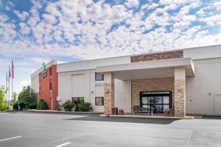 Holiday Inn Express Greencastle by IHG - 8