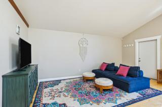 Cheery Tacoma Vacation Rental 7 Mi to Owen Beach! - 5