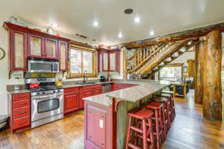 Weber River Cabin in Oakley with Private Hot Tub! - Oakley - 4