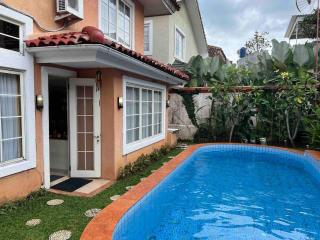 Private Villa with Swimming Pool - 0