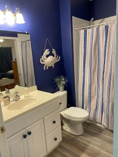 3 bedroom artists escape, with craft area and pool - 6