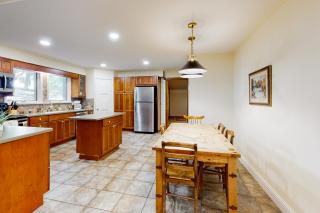 Mulberry Manor - 1